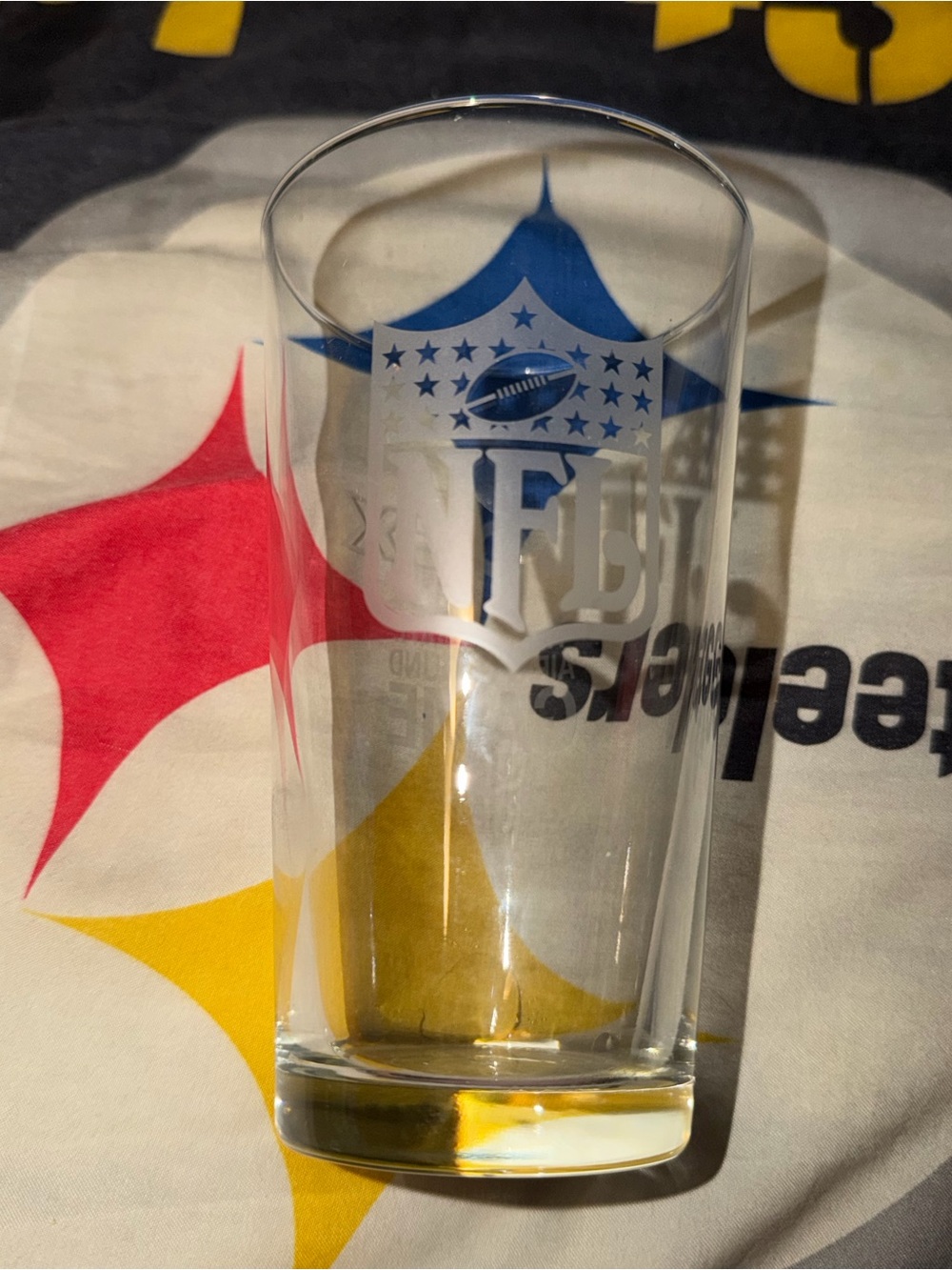 Fed Ex NFL Football Beer Glass Collectible Cup Fragile Used Pre Owned As Is FDX.